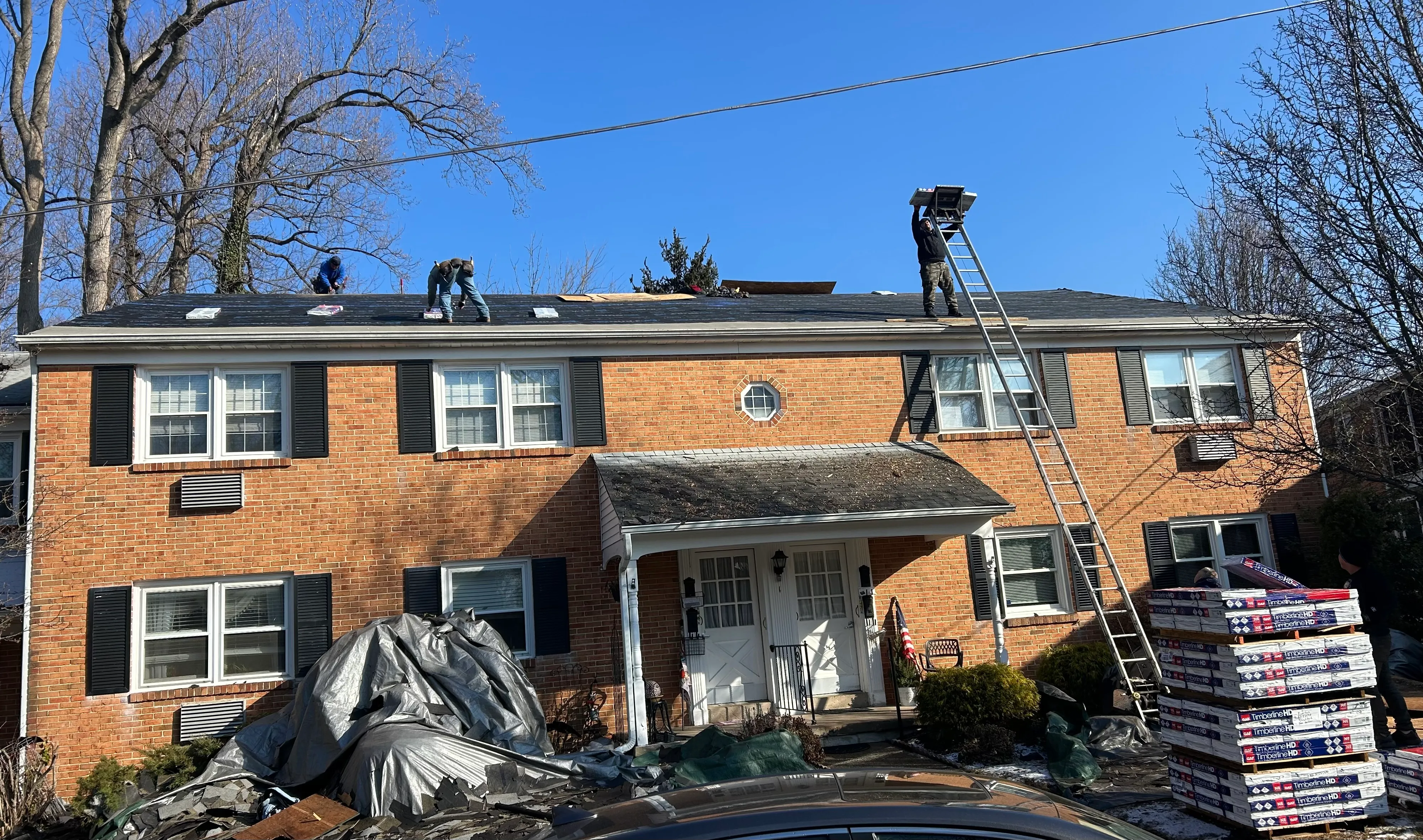 Residential roofing project